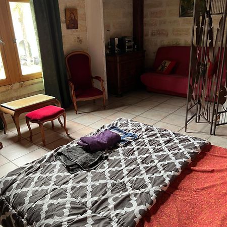 La Maison Sur La Place Aigues-Mortes Eksteriør billede