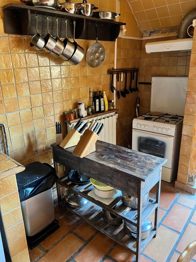 La Maison Sur La Place Aigues-Mortes Eksteriør billede