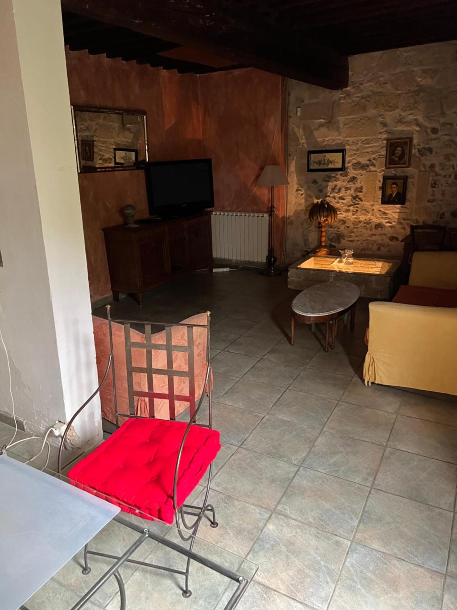 La Maison Sur La Place Aigues-Mortes Eksteriør billede